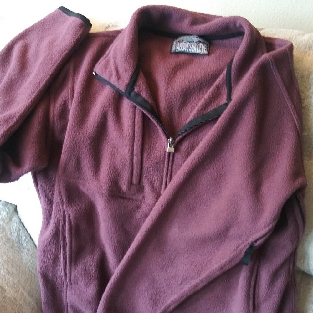Zippered sweater/jacket